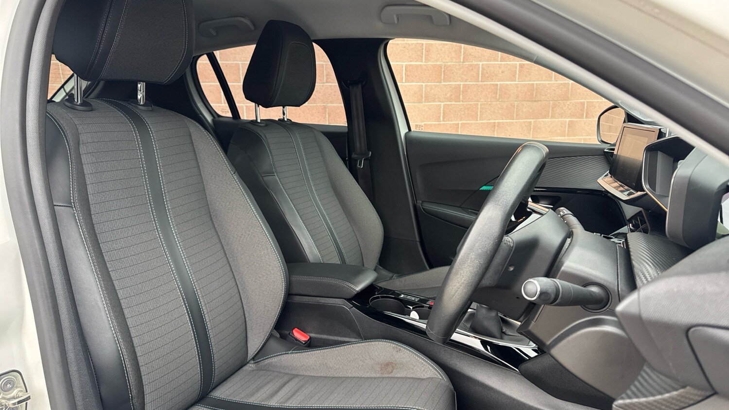 Used Peugeot 208 2021 for sale - 76659880: Photo 42