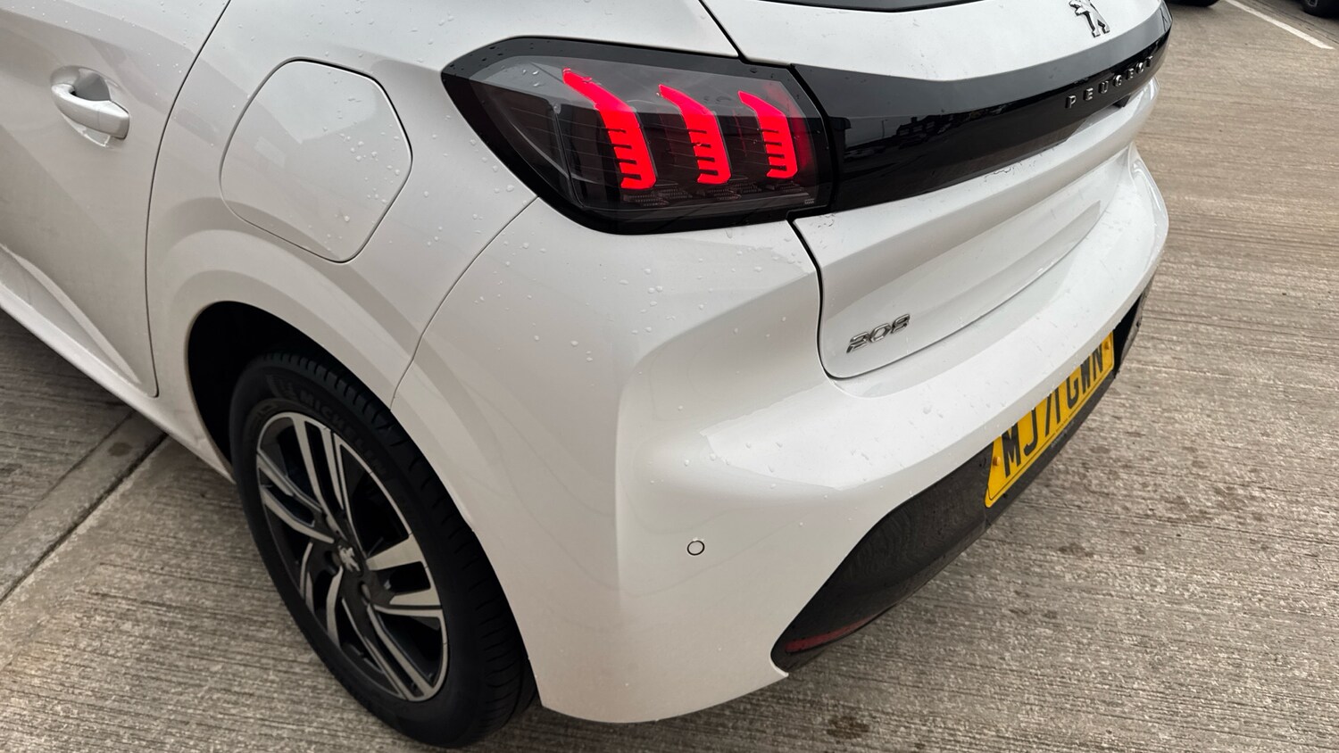 Used Peugeot 208 2021 for sale - 76659880: Photo 44