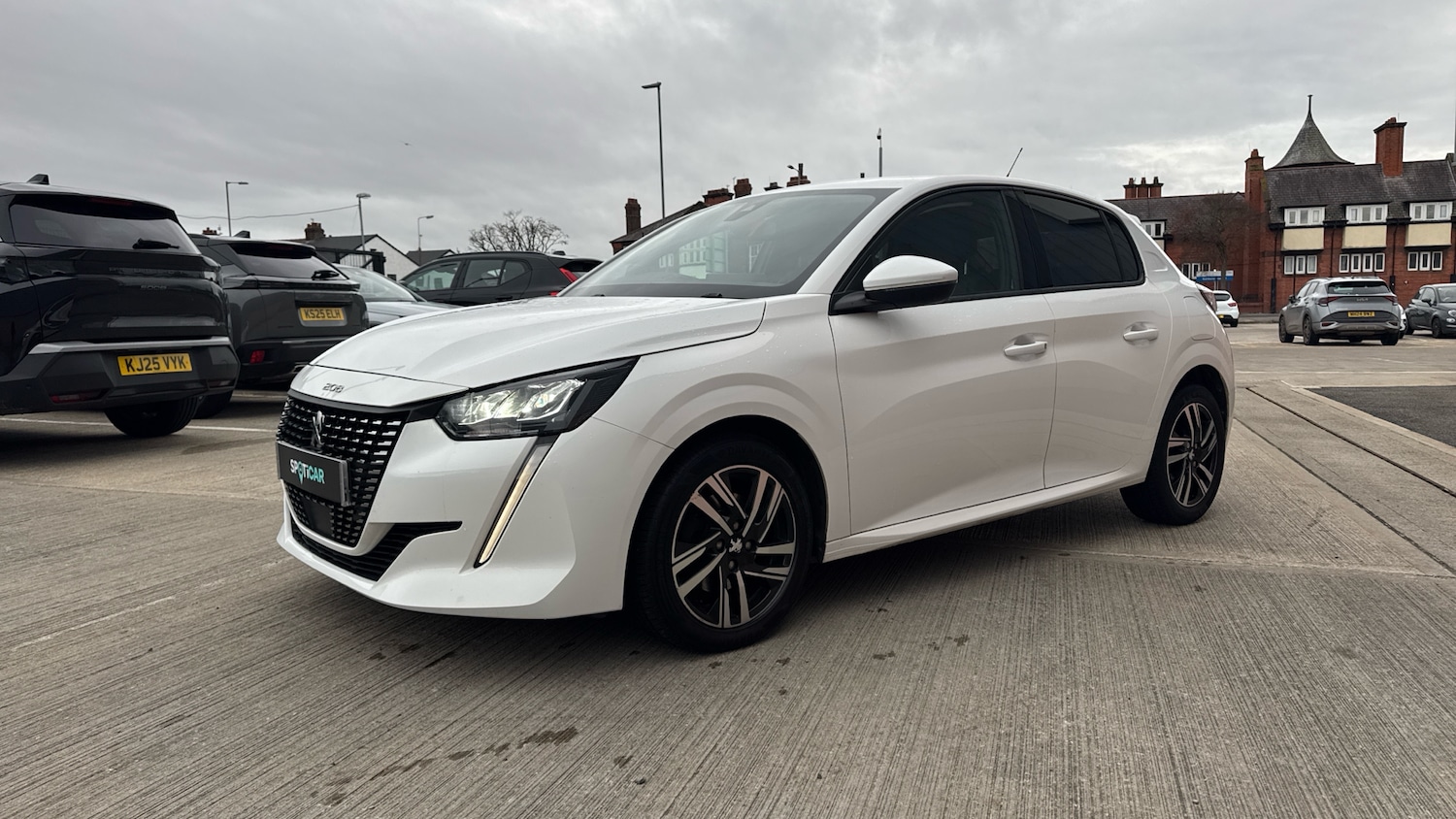 Used Peugeot 208 2021 for sale - 76659880: Photo 8