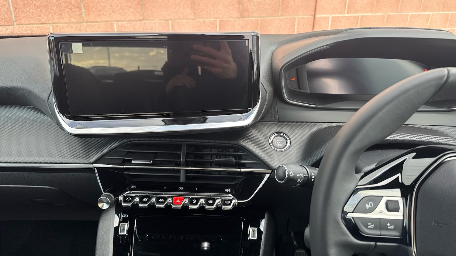 Used Peugeot 2008 2024 for sale - 76803249: Photo 10