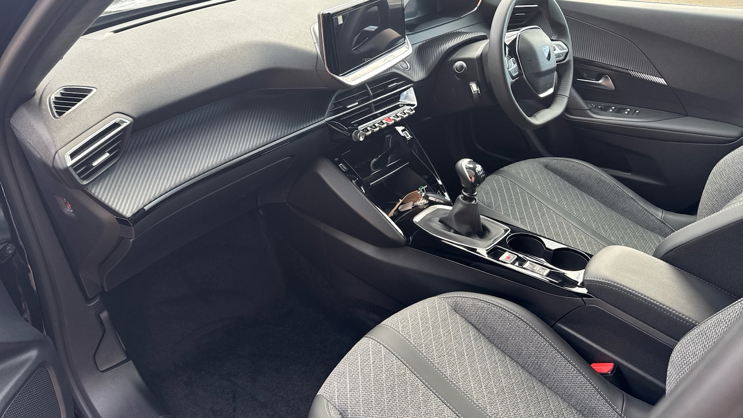 Used Peugeot 2008 2024 for sale - 76803249: Photo 12