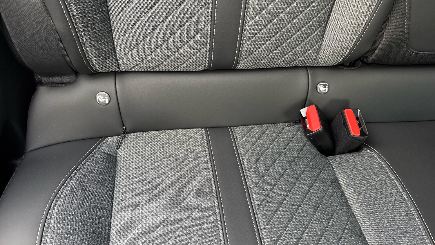 Used Peugeot 2008 2024 for sale - 76803249: Photo 35