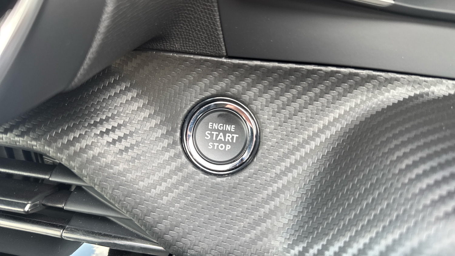 Used Peugeot 2008 2024 for sale - 76803249: Photo 40