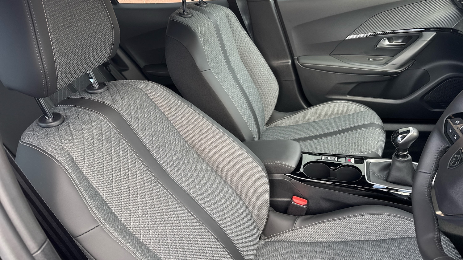 Used Peugeot 2008 2024 for sale - 76803249: Photo 42