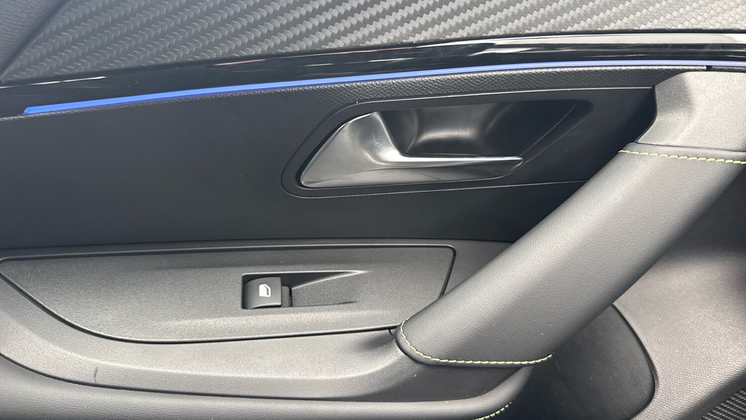 Used Peugeot 2008 2025 for sale - 76419728: Photo 41