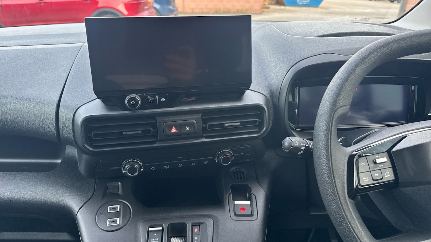 Used Vauxhall Combo Life Electric 2024 for sale - 77565337: Photo 10