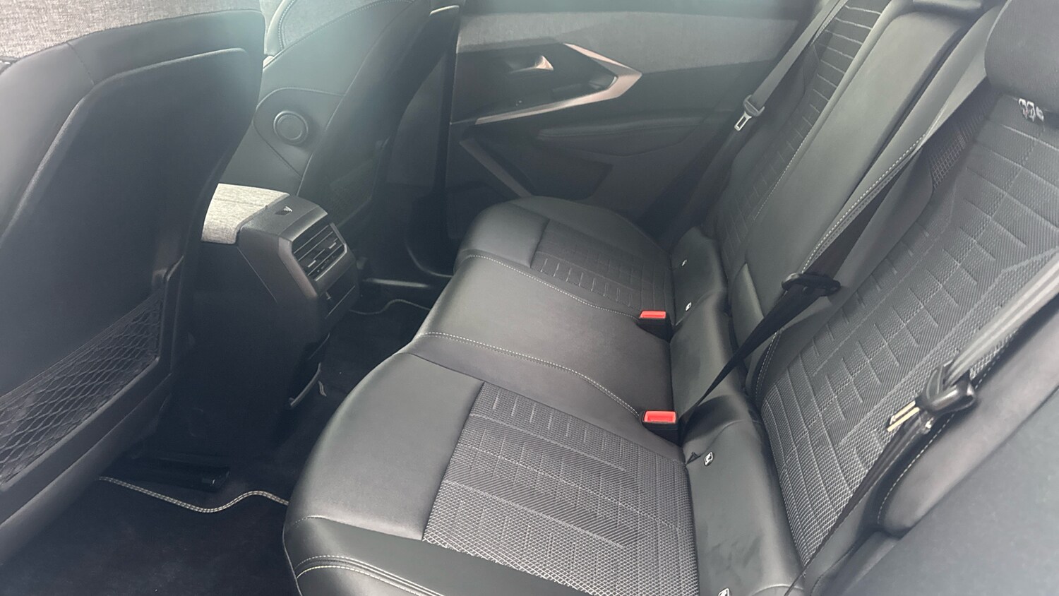 Used Peugeot 3008 2025 for sale - 77204885: Photo 33