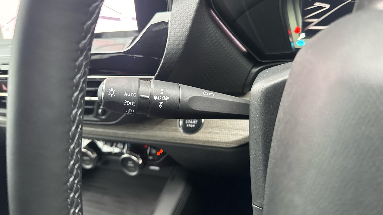 Used Citroen C5 X 2023 for sale - 76803244: Photo 28