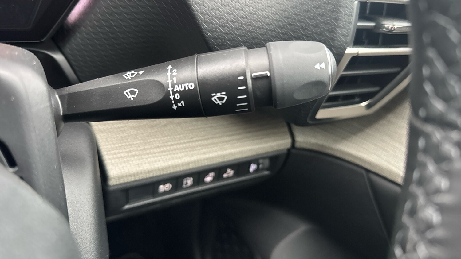 Used Citroen C5 X 2023 for sale - 76803244: Photo 29