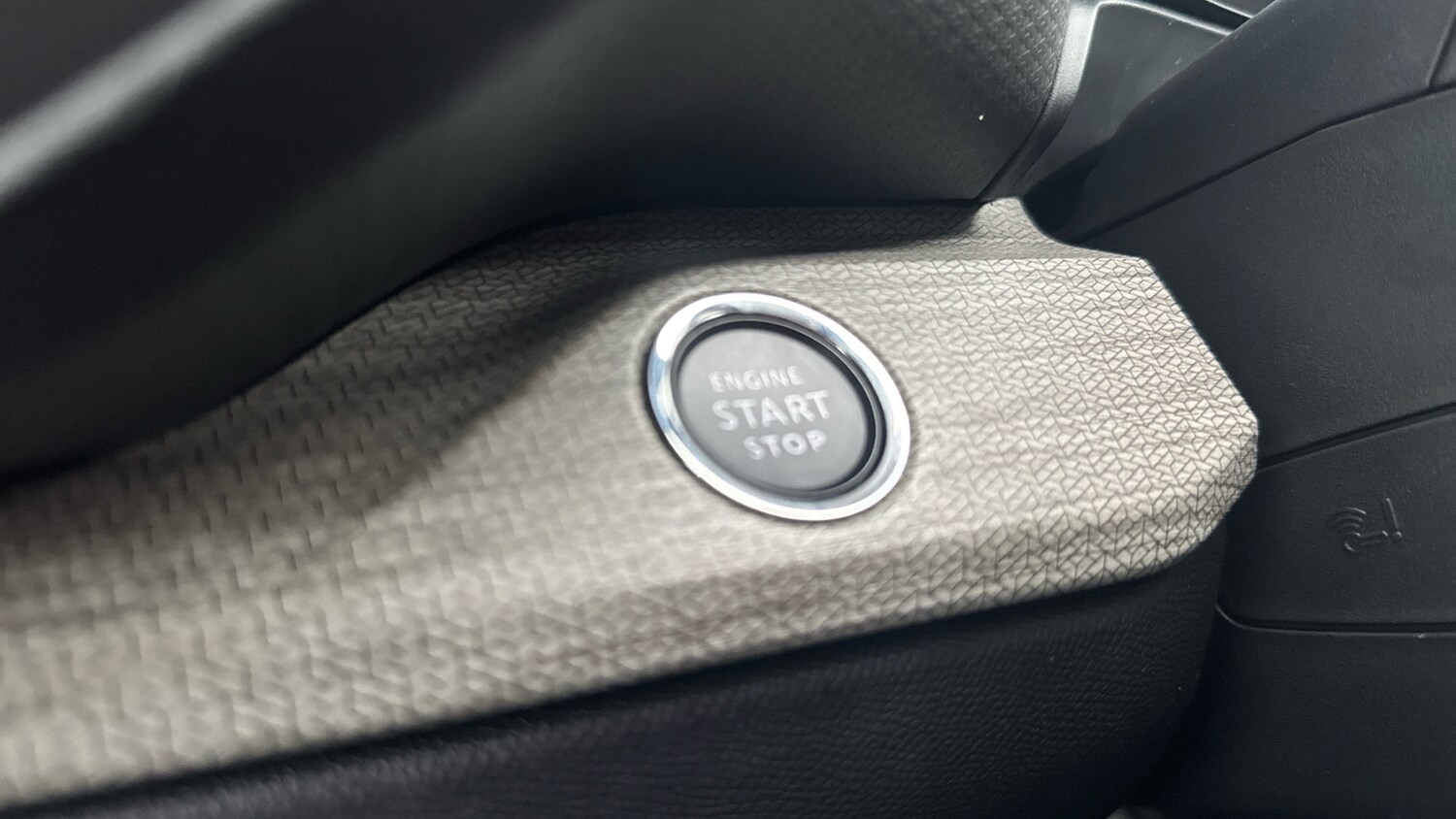 Used Citroen C5 X 2023 for sale - 76803244: Photo 41