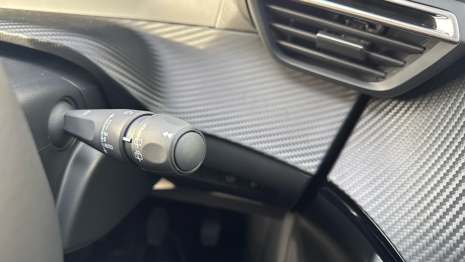 Used Peugeot 2008 2025 for sale - 76690699: Photo 28