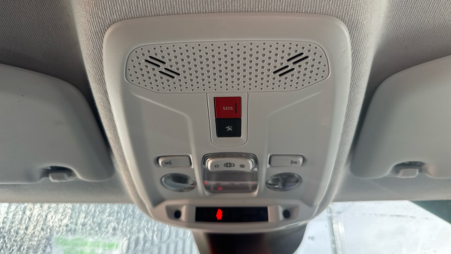 Used Peugeot 208 2023 for sale - 77075221: Photo 39