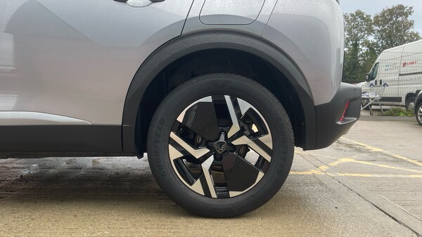Used Peugeot 2008 2024 for sale - 75992269: Photo 15