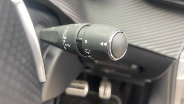Used Peugeot 2008 2024 for sale - 75992269: Photo 28