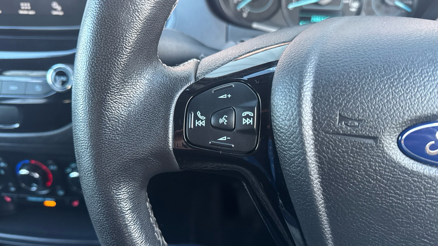 Used Ford Ka+ 2018 for sale - 76825715: Photo 23