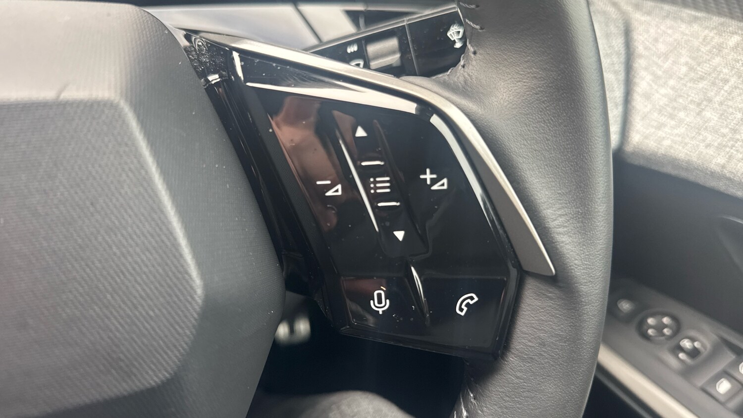 Used Peugeot 3008 2024 for sale - 77539103: Photo 24