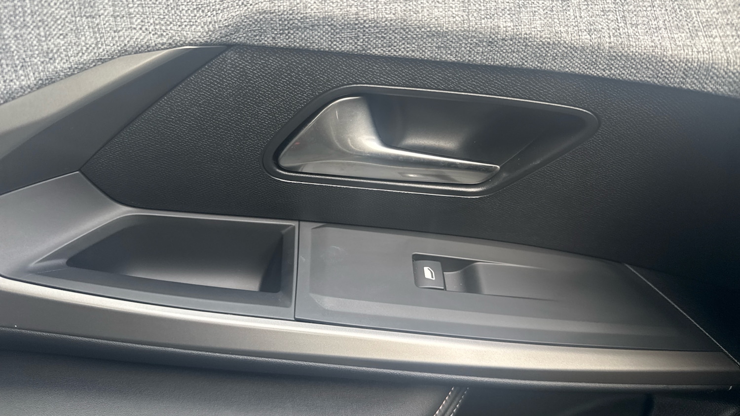 Used Peugeot 3008 2024 for sale - 77539103: Photo 41