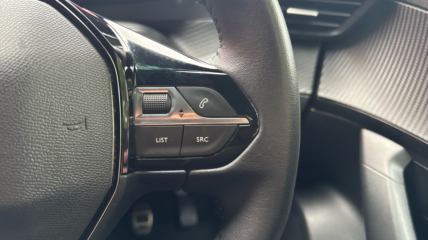 Used Peugeot 2008 2023 for sale - 76154039: Photo 24