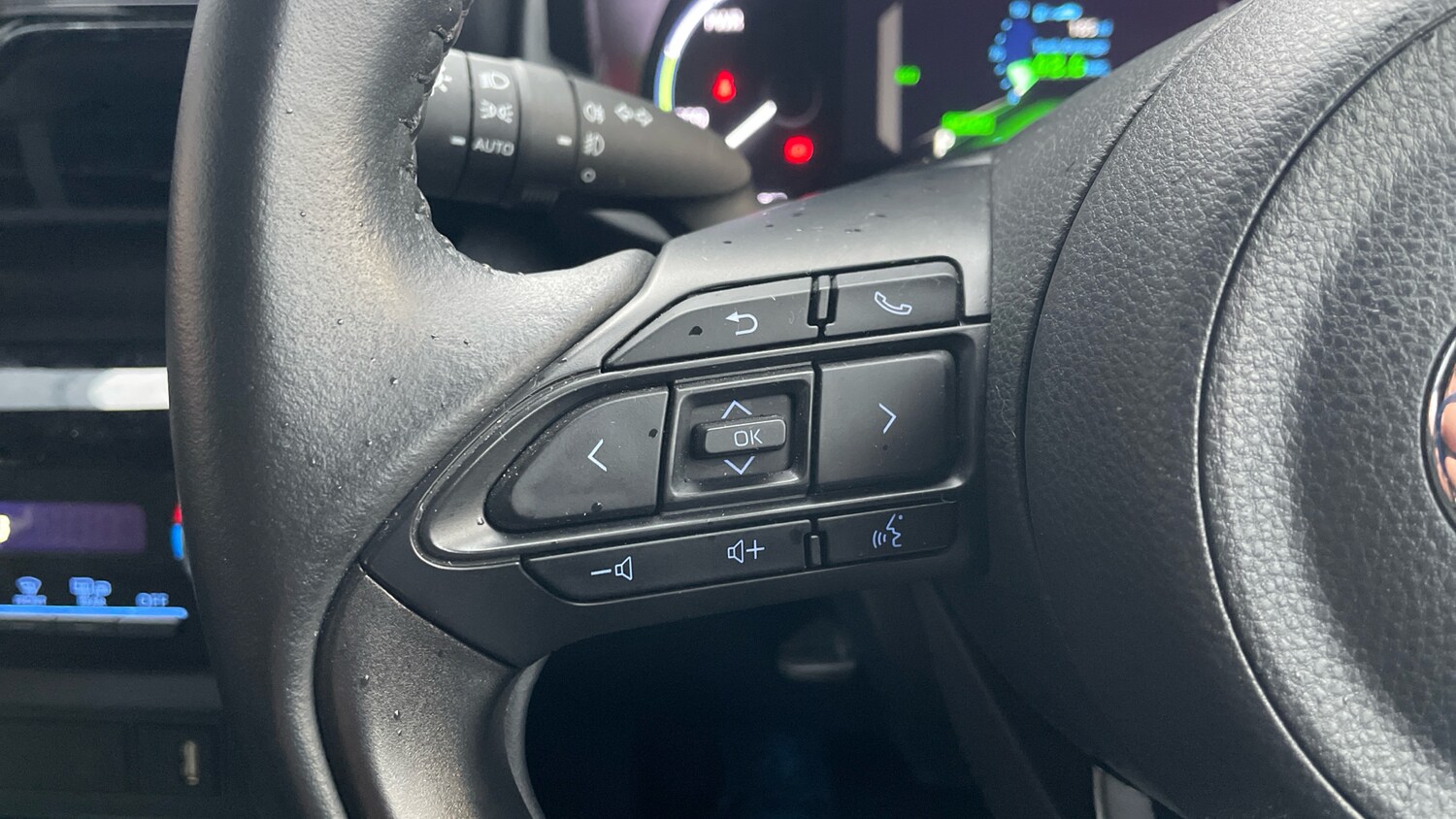 Used Toyota Yaris Cross 2022 for sale - 75733159: Photo 23