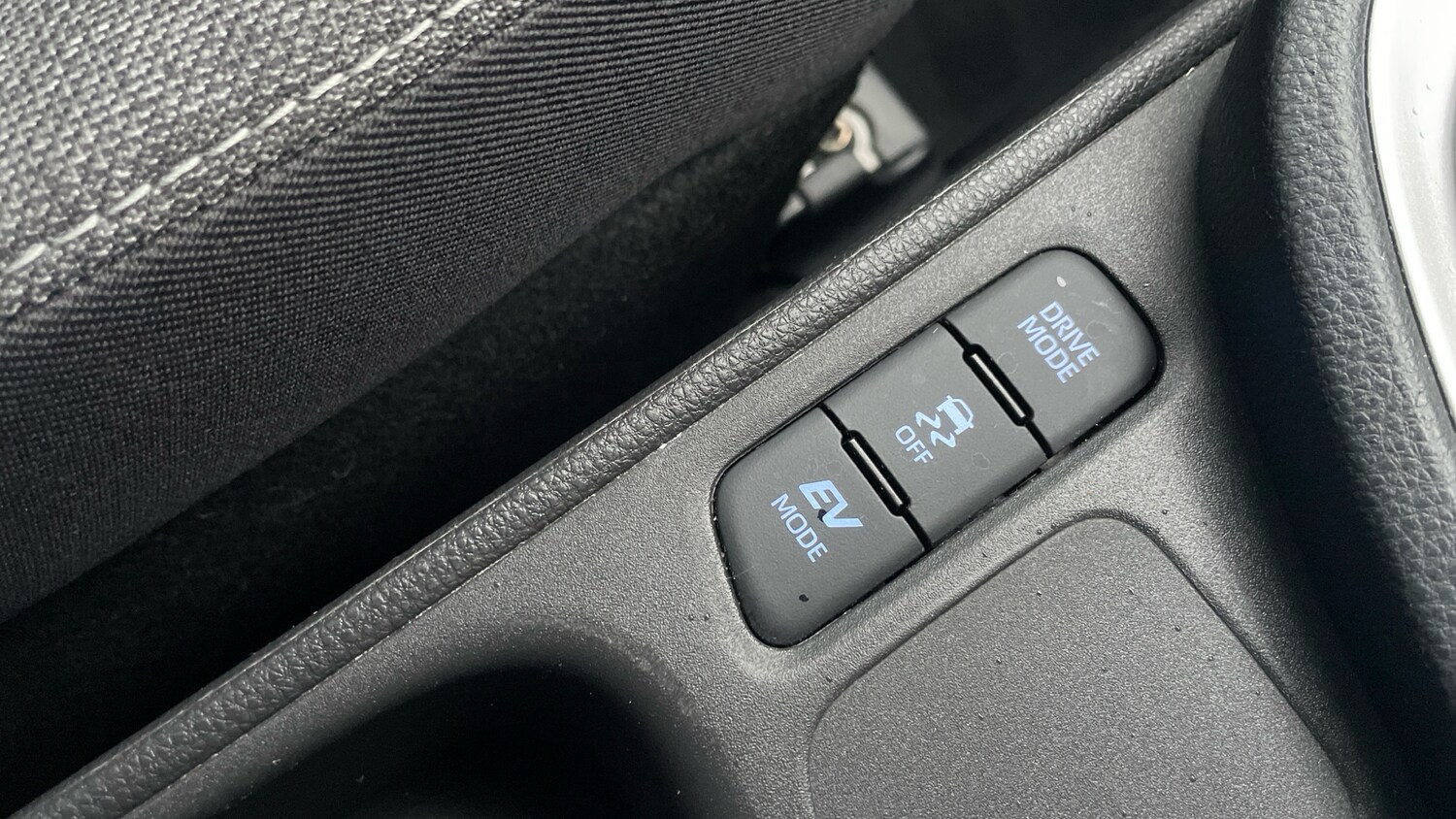 Used Toyota Yaris Cross 2022 for sale - 75733159: Photo 51