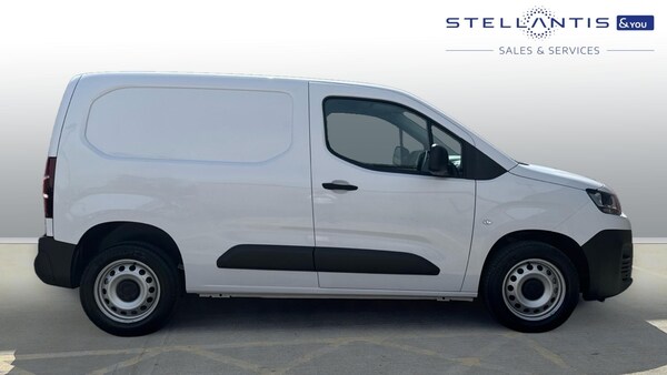 Used Citroen Berlingo 2024 for sale - 74478890: Photo 2
