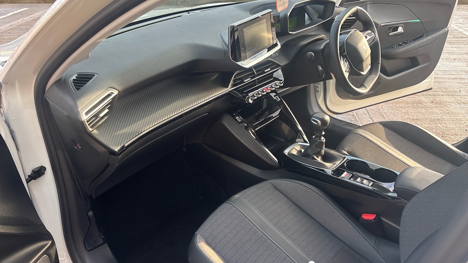 Used Peugeot 208 2022 for sale - 76647102: Photo 13