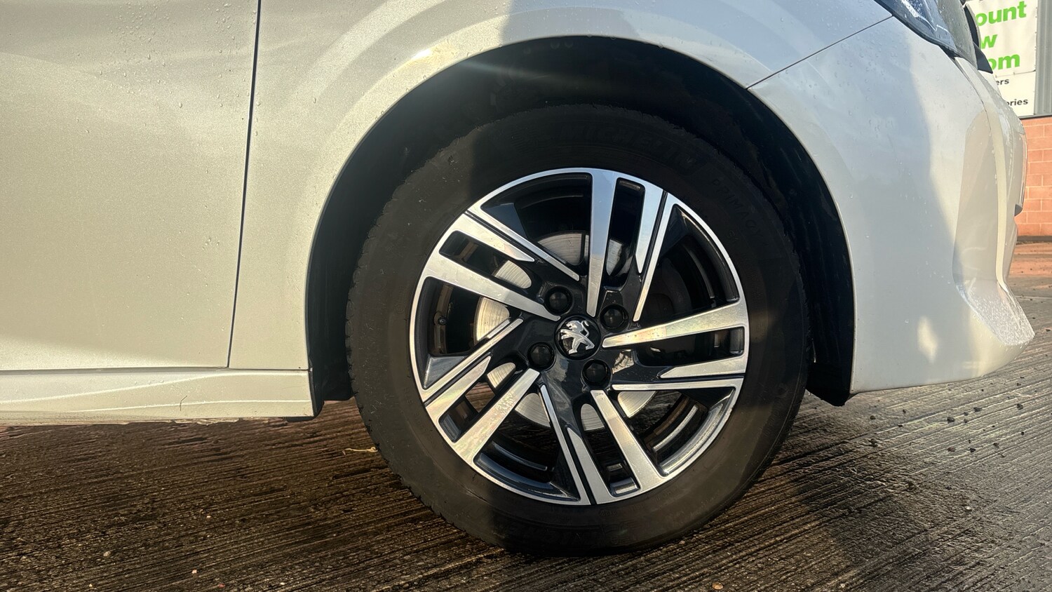 Used Peugeot 208 2022 for sale - 76647102: Photo 18