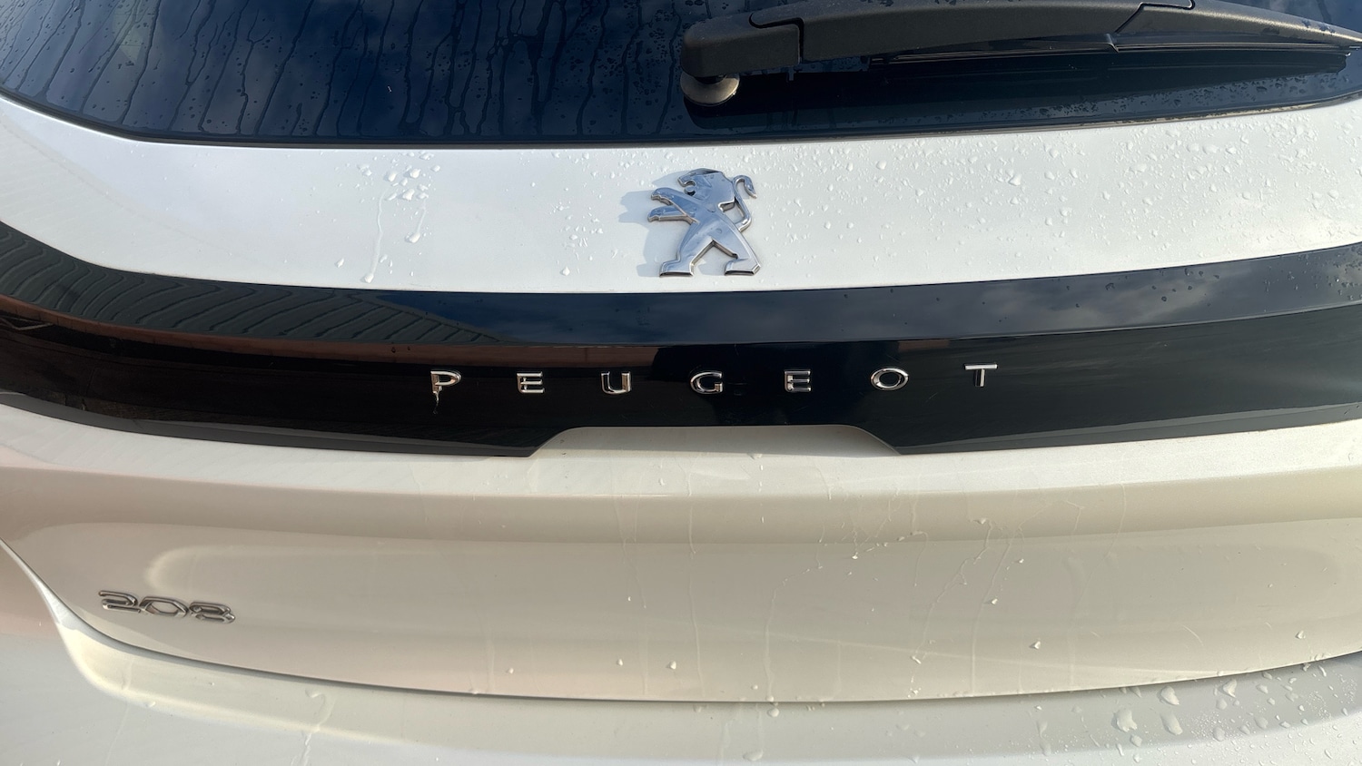 Used Peugeot 208 2022 for sale - 76647102: Photo 27