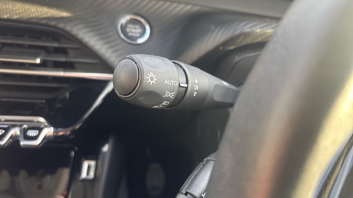 Used Peugeot 208 2022 for sale - 76647102: Photo 28