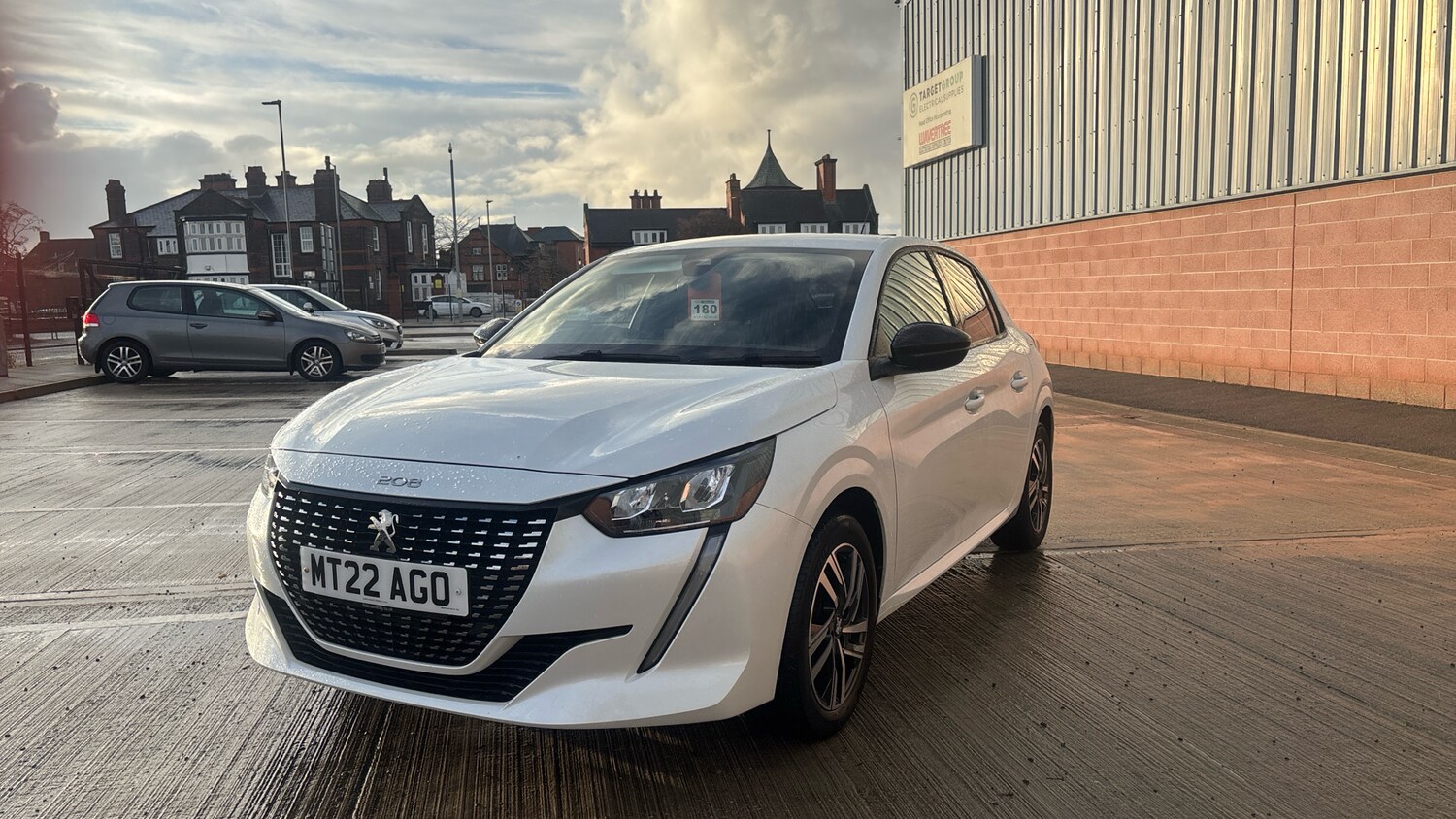 Used Peugeot 208 2022 for sale - 76647102: Photo 8