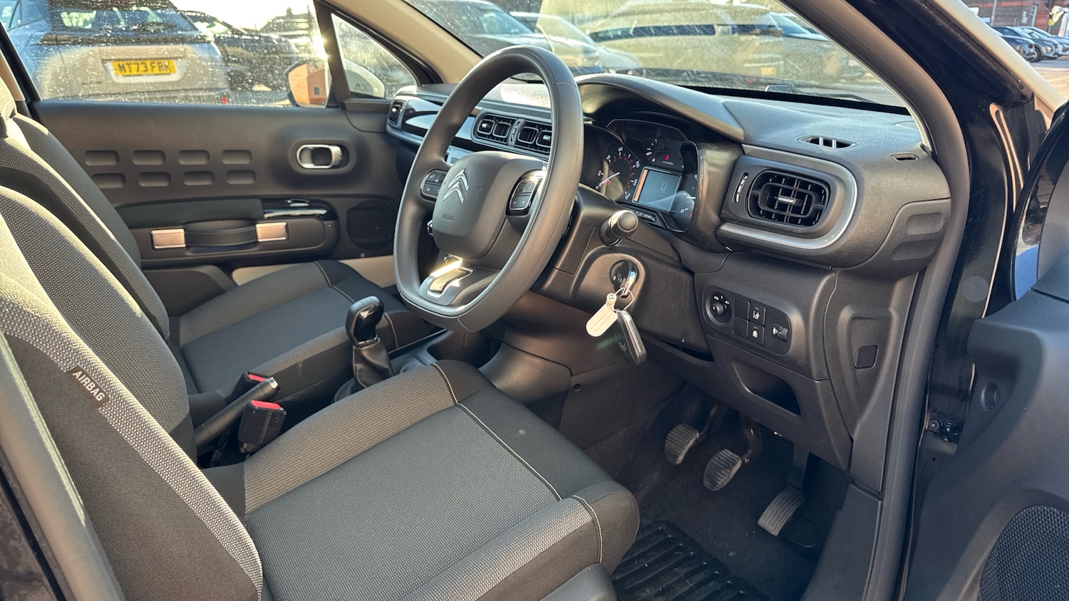 Used Citroen C3 2023 for sale - 76458417: Photo 11