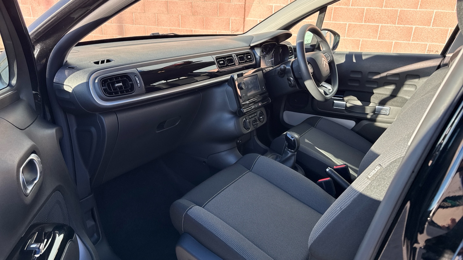 Used Citroen C3 2023 for sale - 76458417: Photo 12