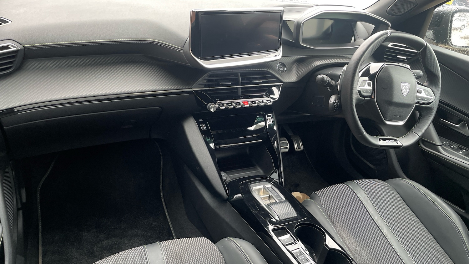 Used Peugeot 2008 2024 for sale - 76359057: Photo 12