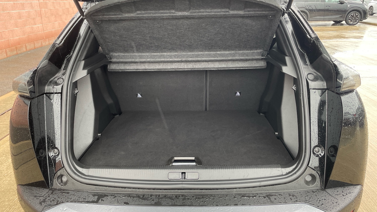 Used Peugeot 2008 2024 for sale - 76359057: Photo 19