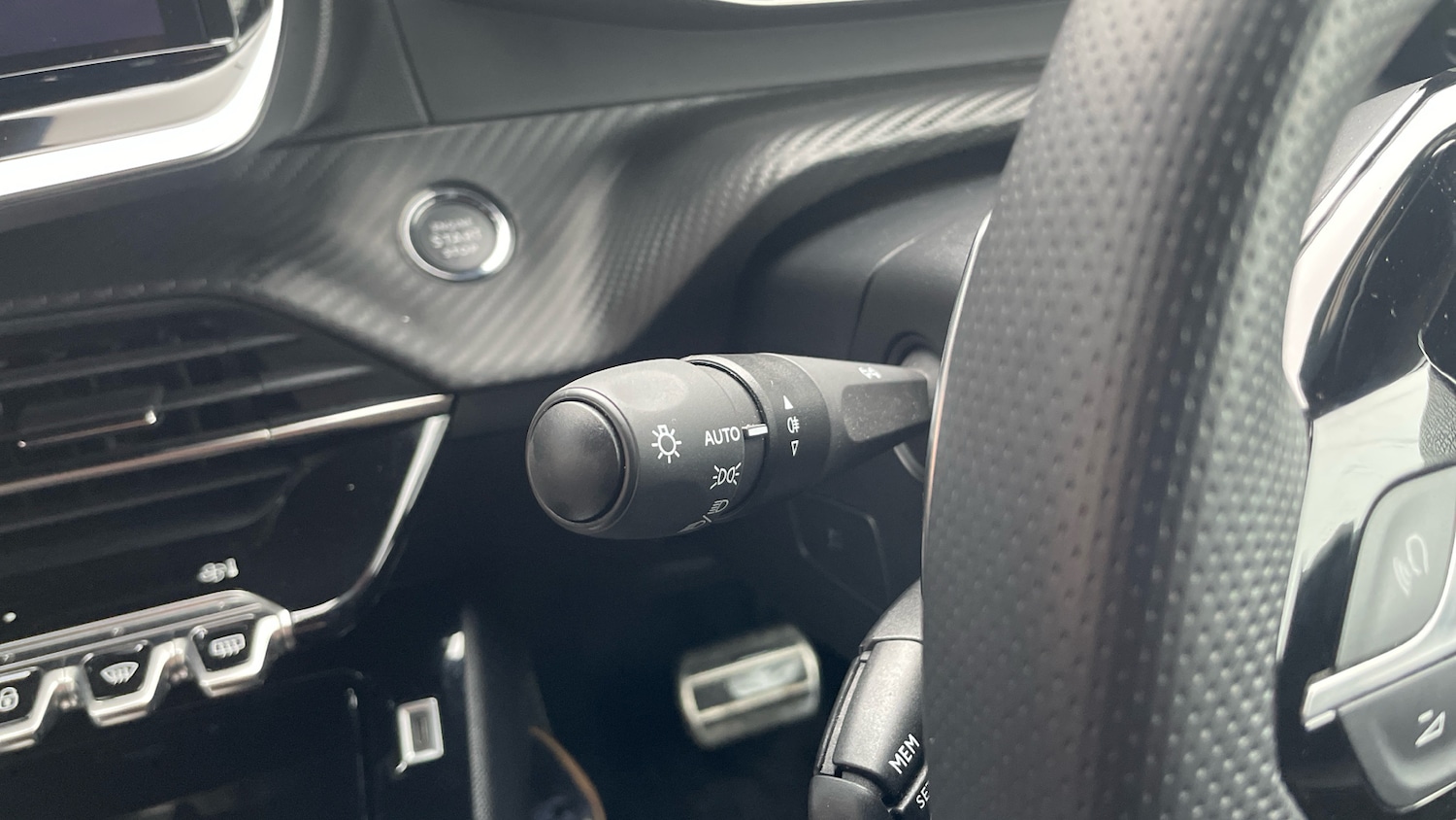 Used Peugeot 2008 2024 for sale - 76359057: Photo 27