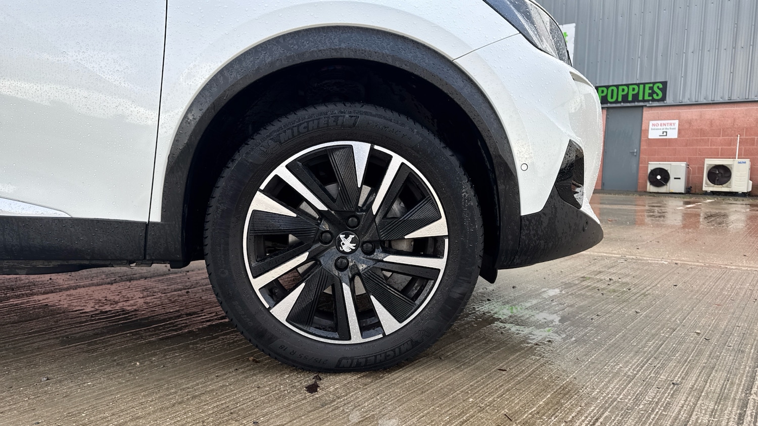 Used Peugeot 2008 2022 for sale - 76667823: Photo 17