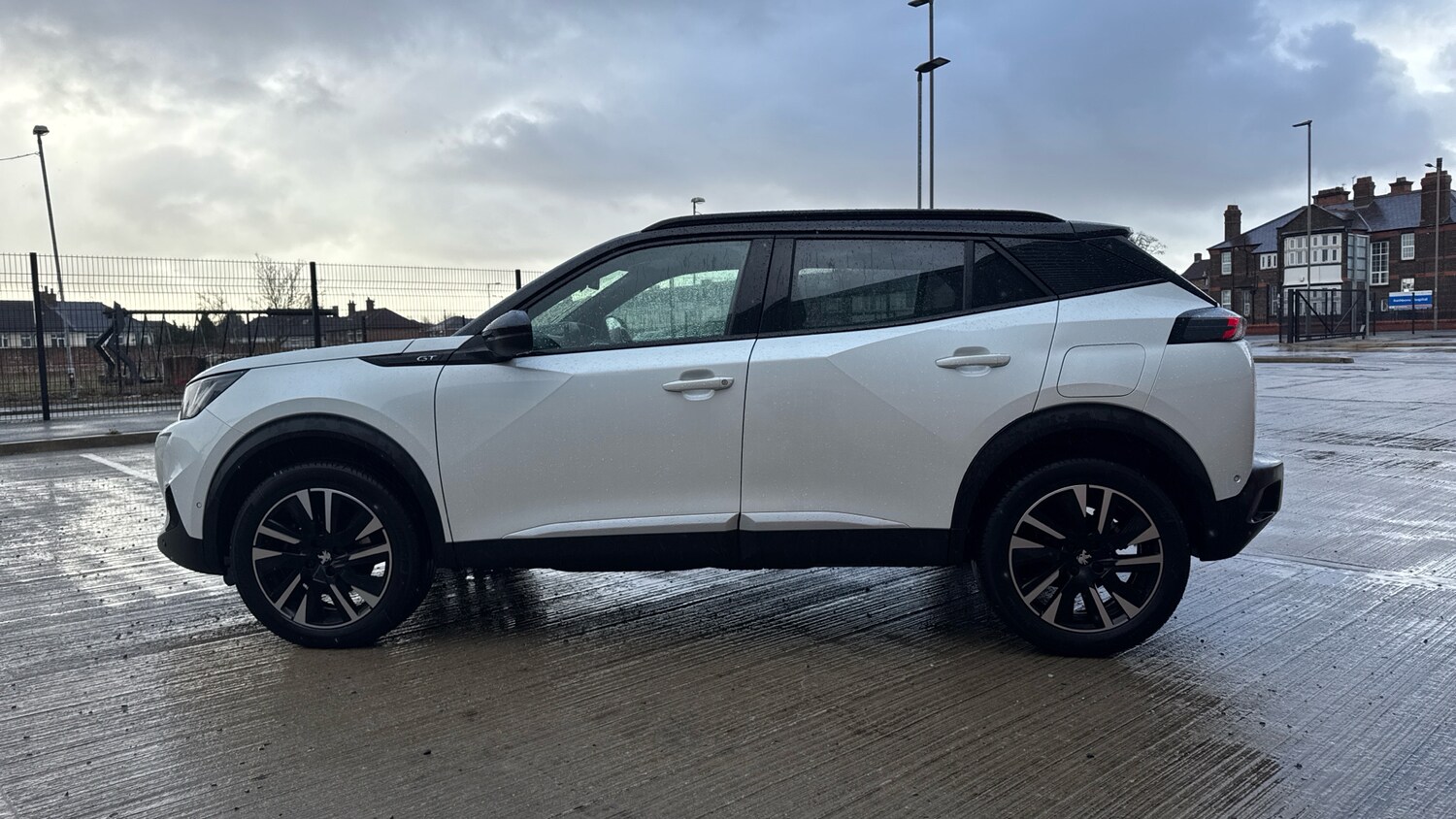 Used Peugeot 2008 2022 for sale - 76667823: Photo 6