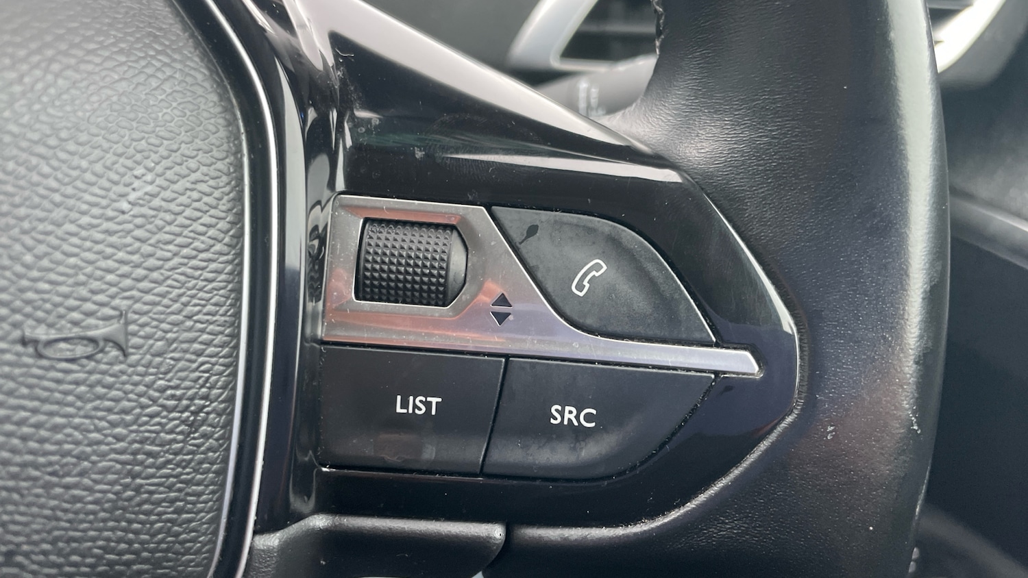 Used Peugeot 3008 2021 for sale - 76003051: Photo 24