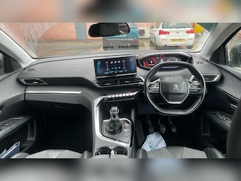Used Peugeot 3008 2021 for sale - 76003051: Photo 4