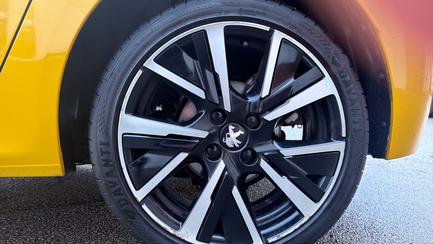 Used Peugeot 208 2020 for sale - 76667842: Photo 15