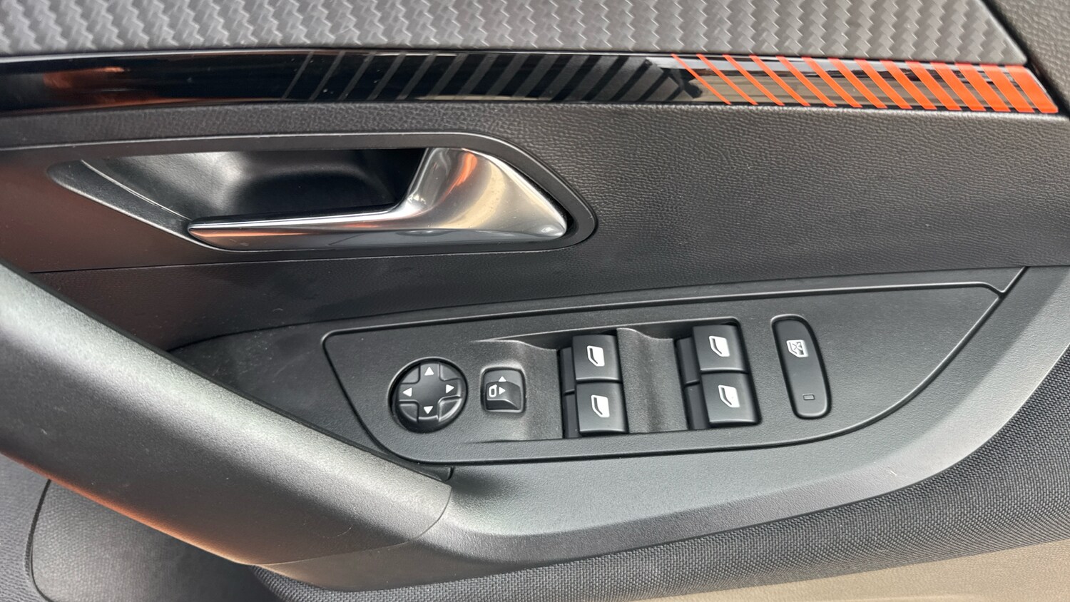 Used Peugeot 2008 2023 for sale - 77599573: Photo 22