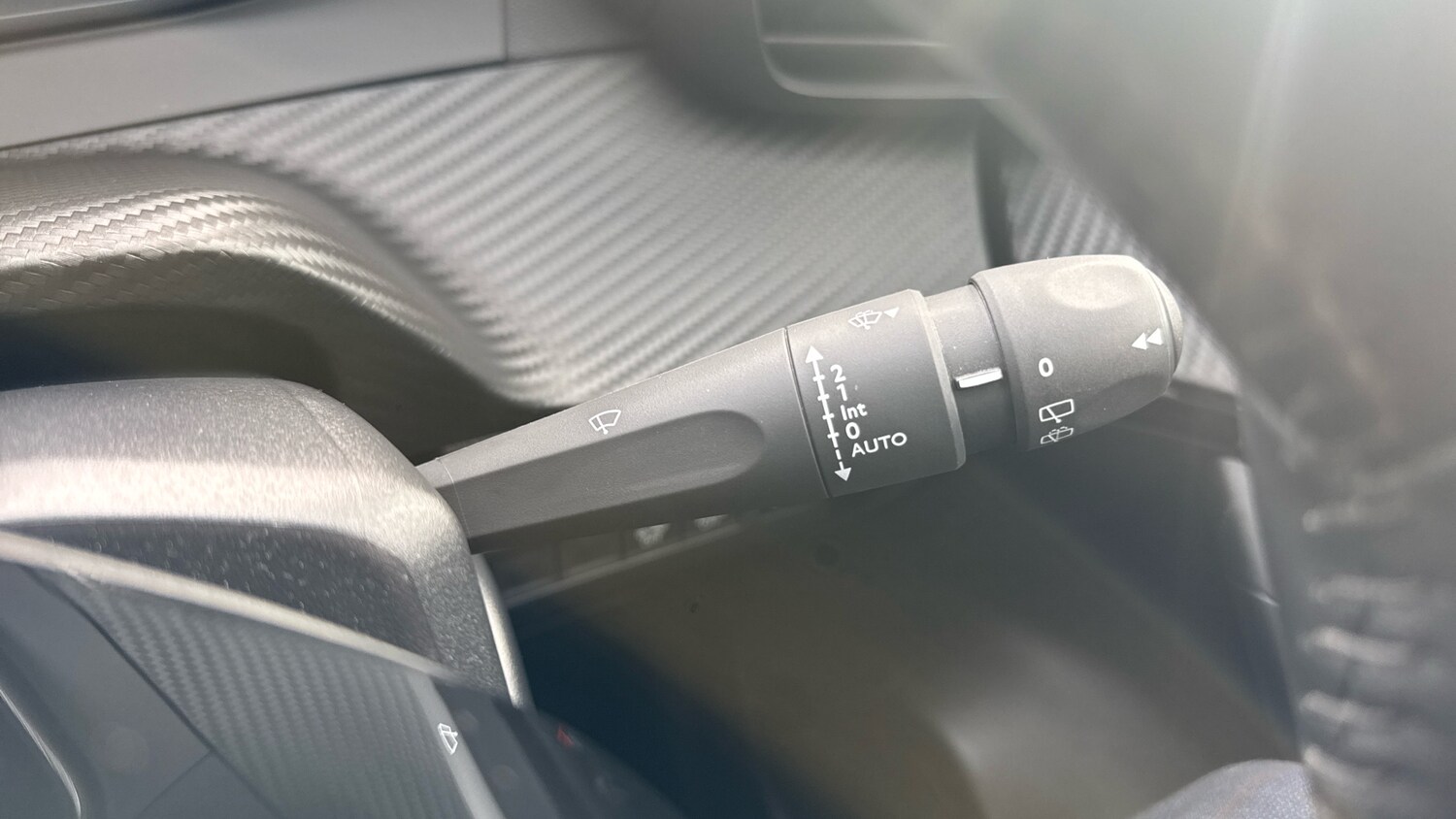 Used Peugeot 2008 2023 for sale - 77599573: Photo 28