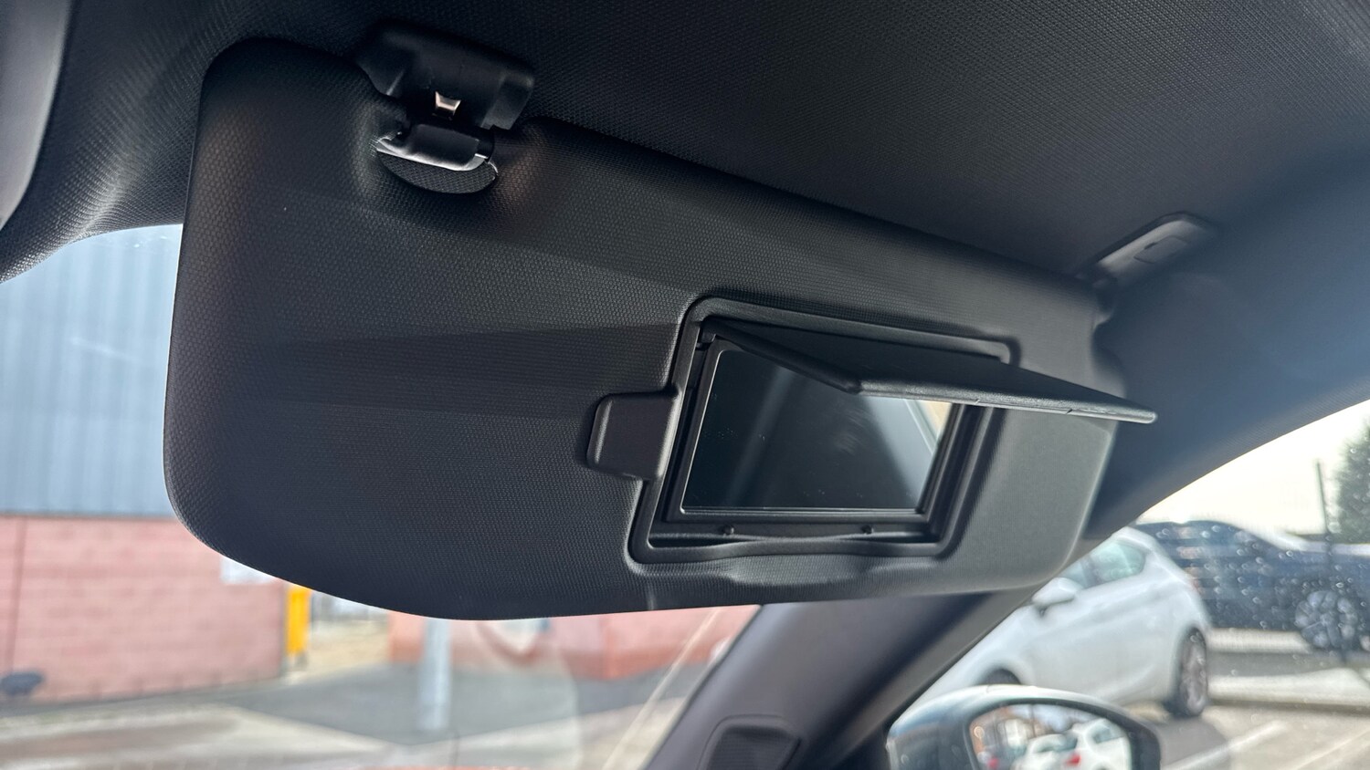 Used Peugeot 2008 2023 for sale - 77599573: Photo 38