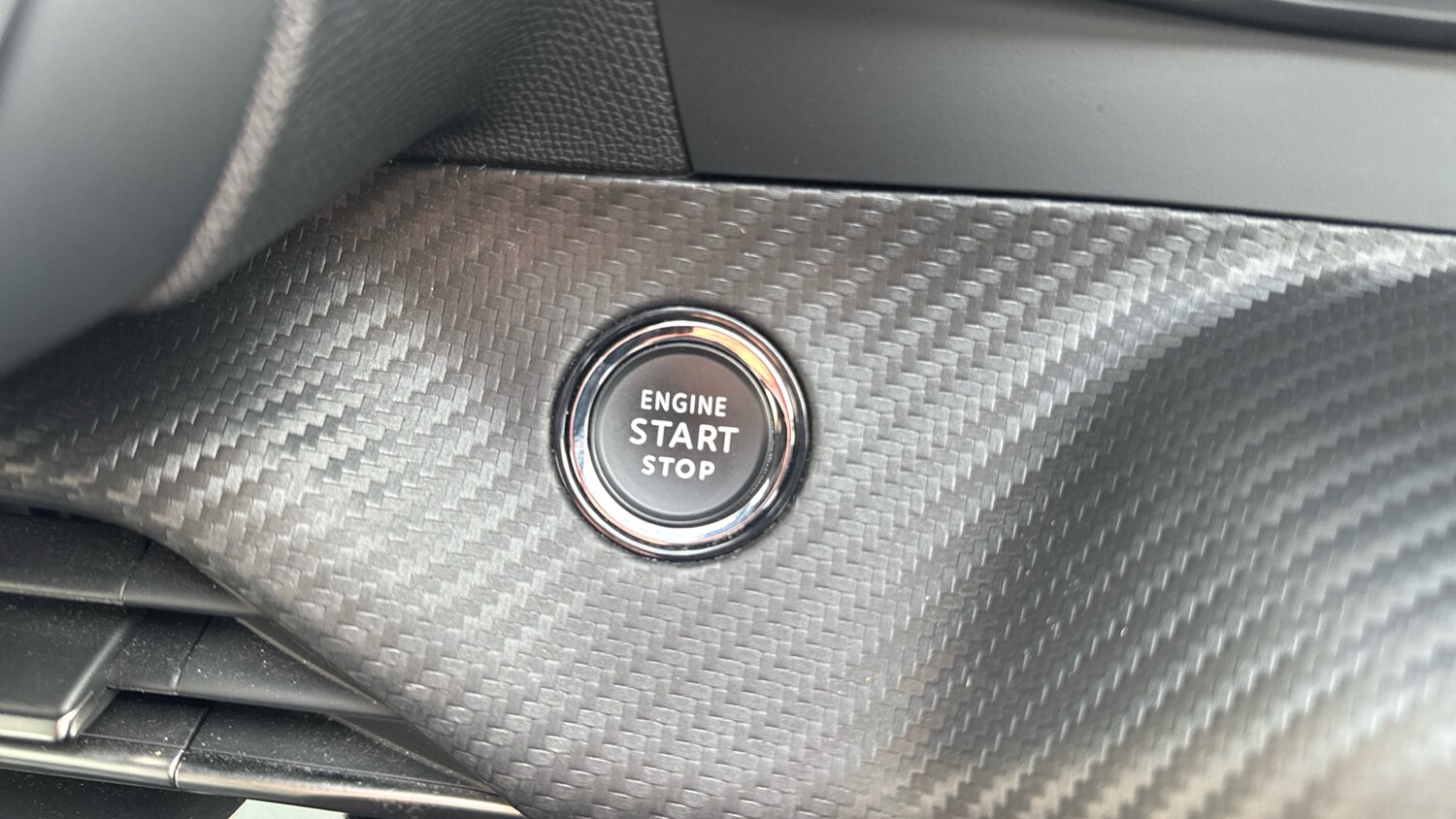 Used Peugeot 2008 2023 for sale - 77599573: Photo 40