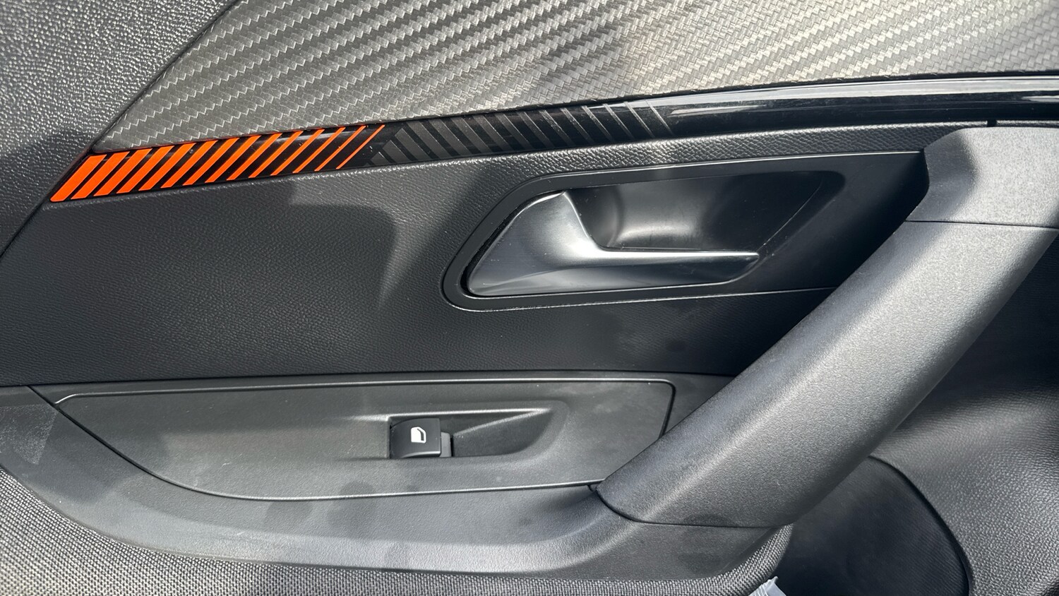 Used Peugeot 2008 2023 for sale - 77599573: Photo 41