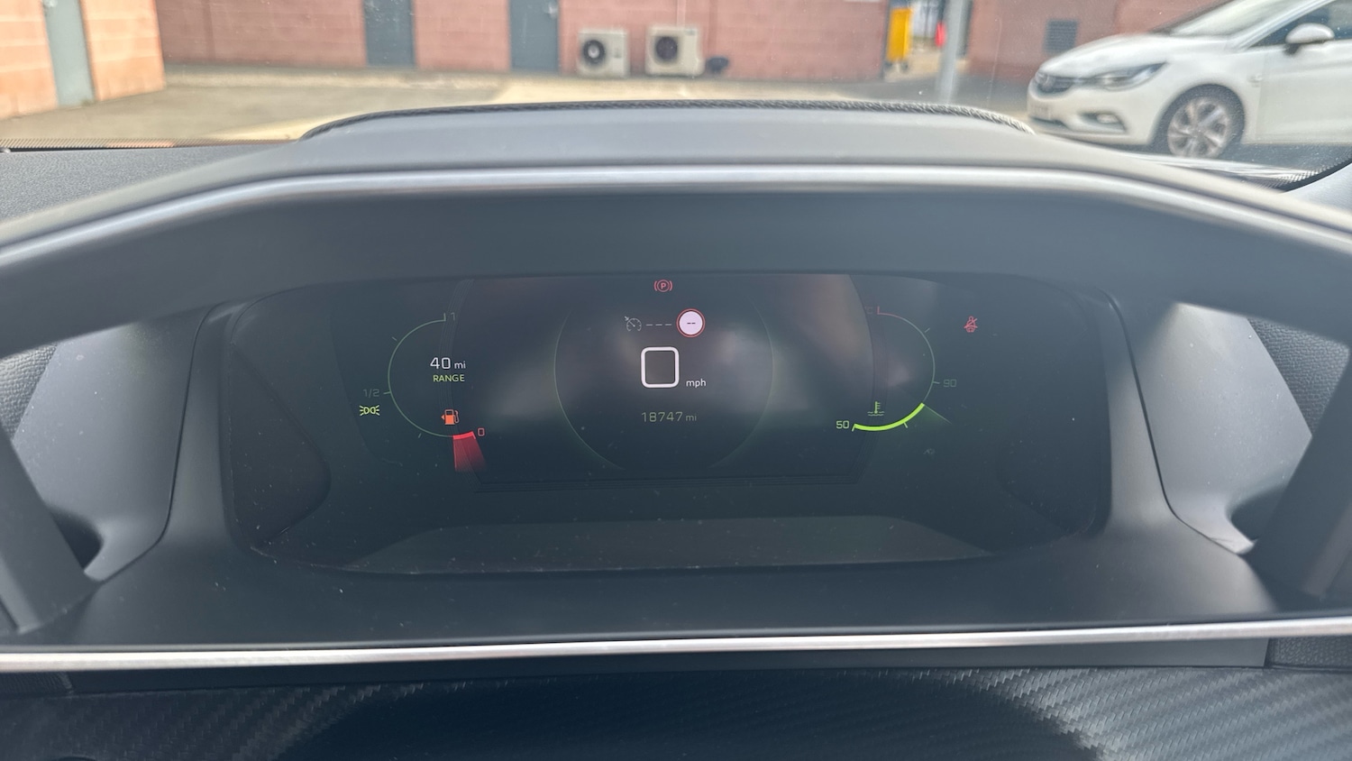 Used Peugeot 2008 2021 for sale - 76099783: Photo 13