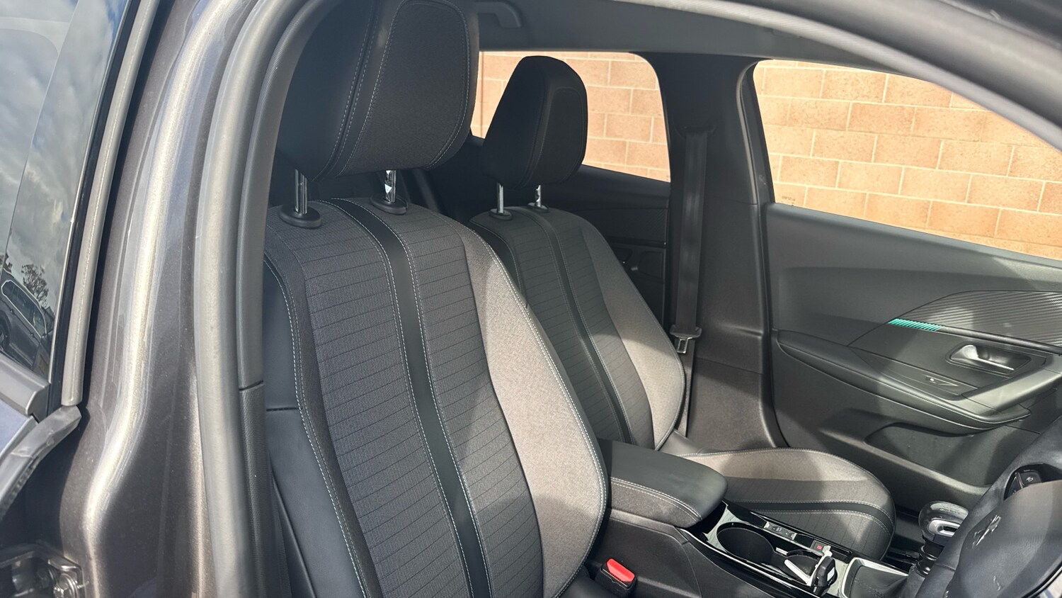 Used Peugeot 2008 2021 for sale - 76099783: Photo 42