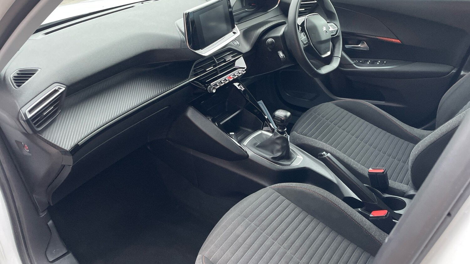 Used Peugeot 2008 2022 for sale - 76772563: Photo 13