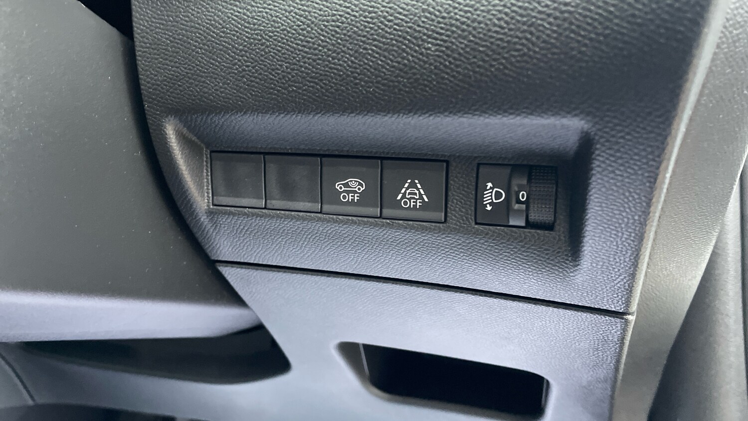 Used Peugeot 2008 2022 for sale - 76772563: Photo 35