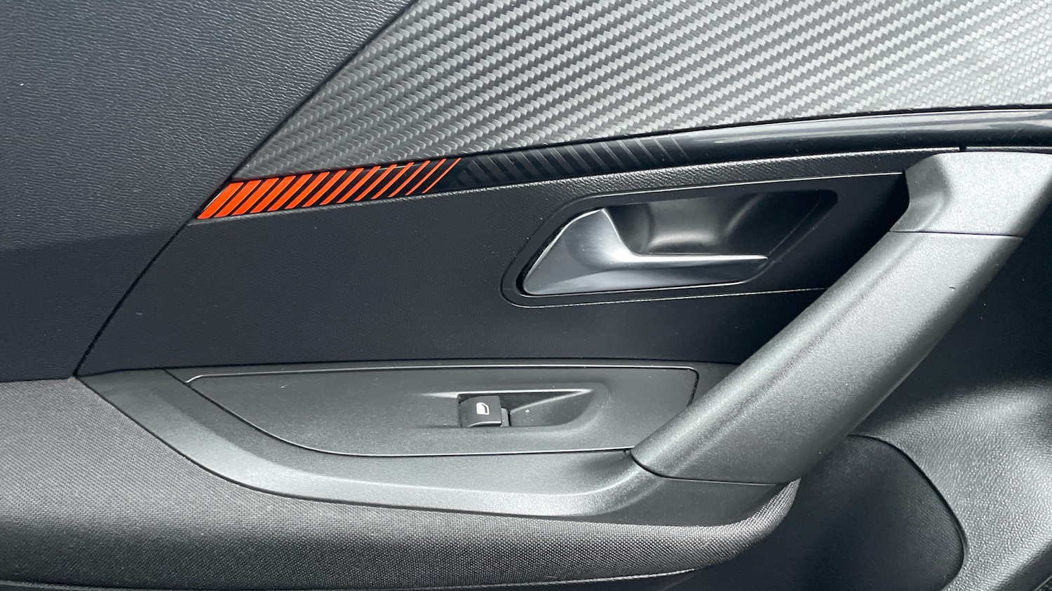 Used Peugeot 2008 2022 for sale - 76772563: Photo 42